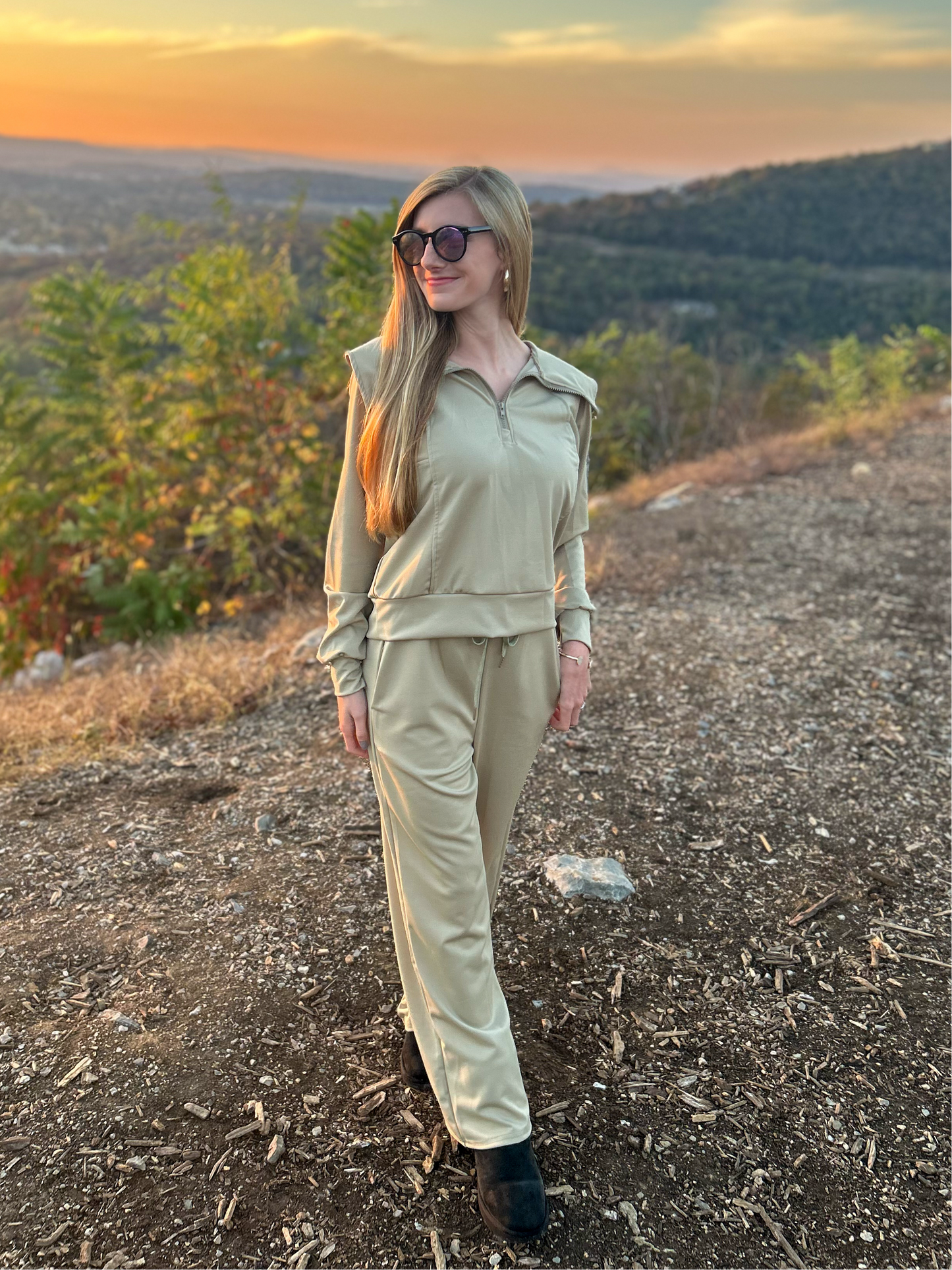 Light Khaki Leisure Sports Suit