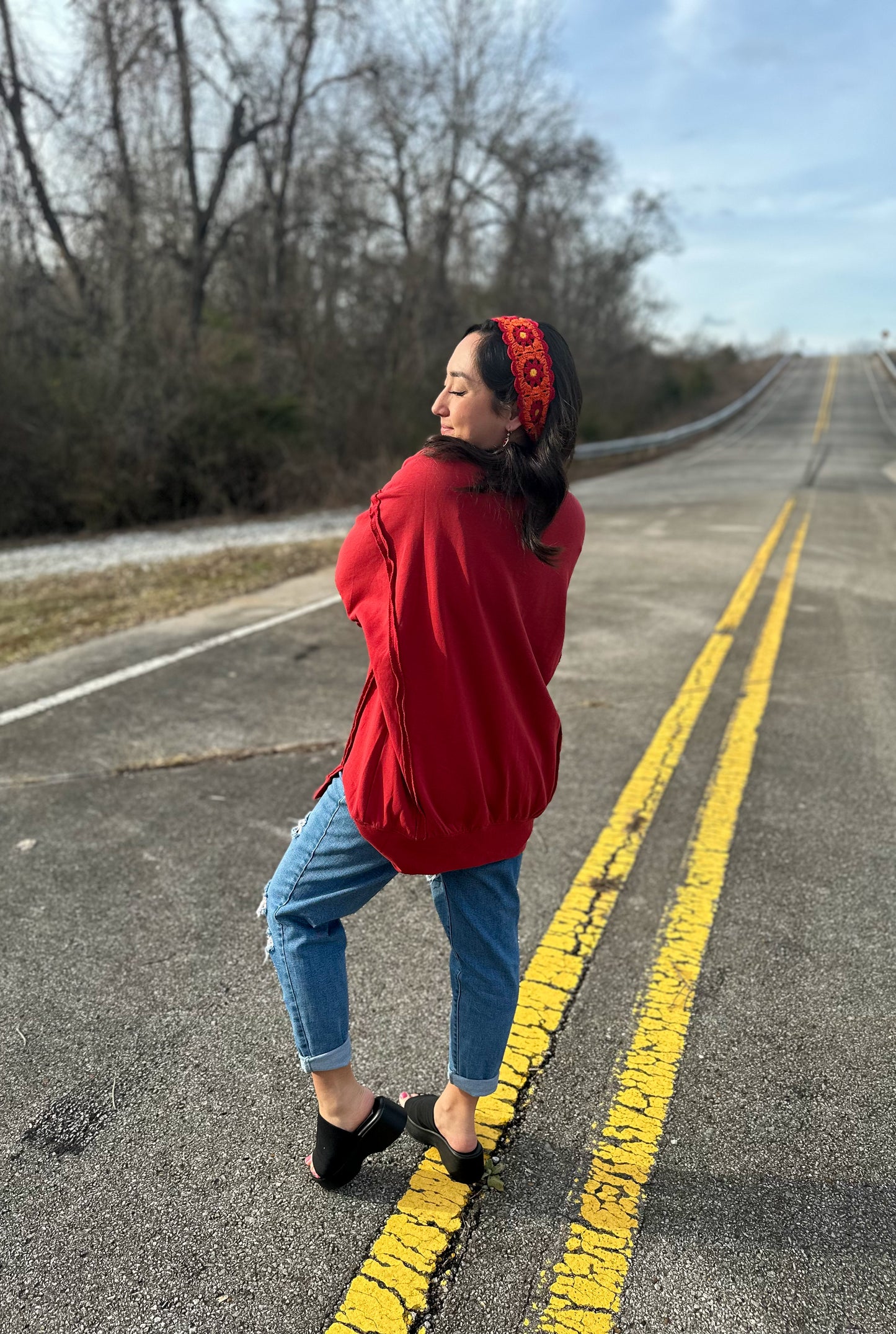 Burgundy oversized sweatshirt with side slits
