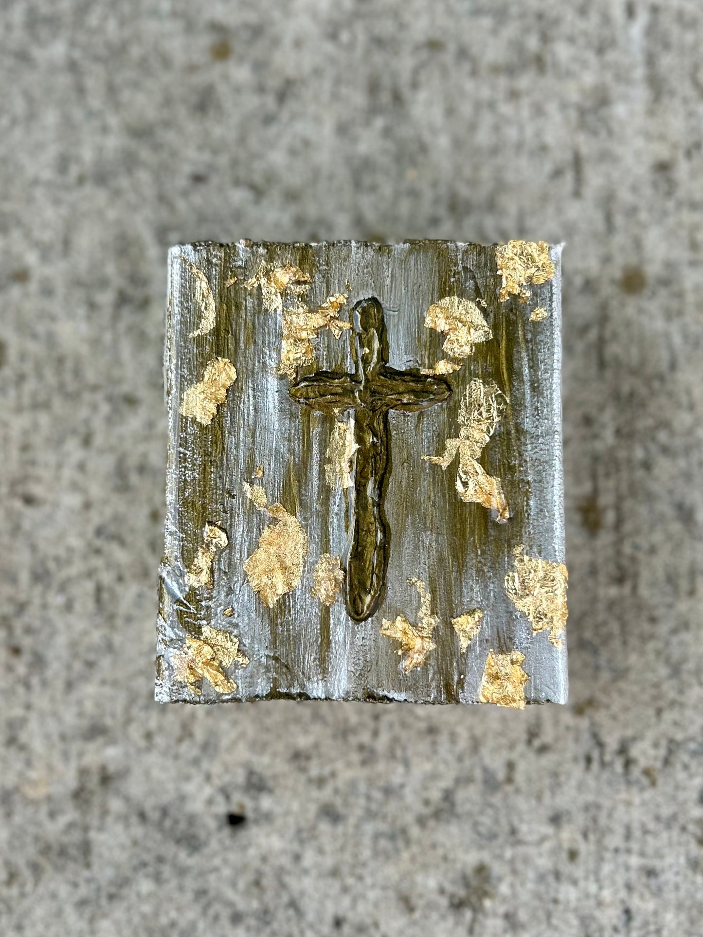 Textured Cross