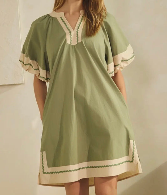 Contrast Trim Shift Dress-Light Green