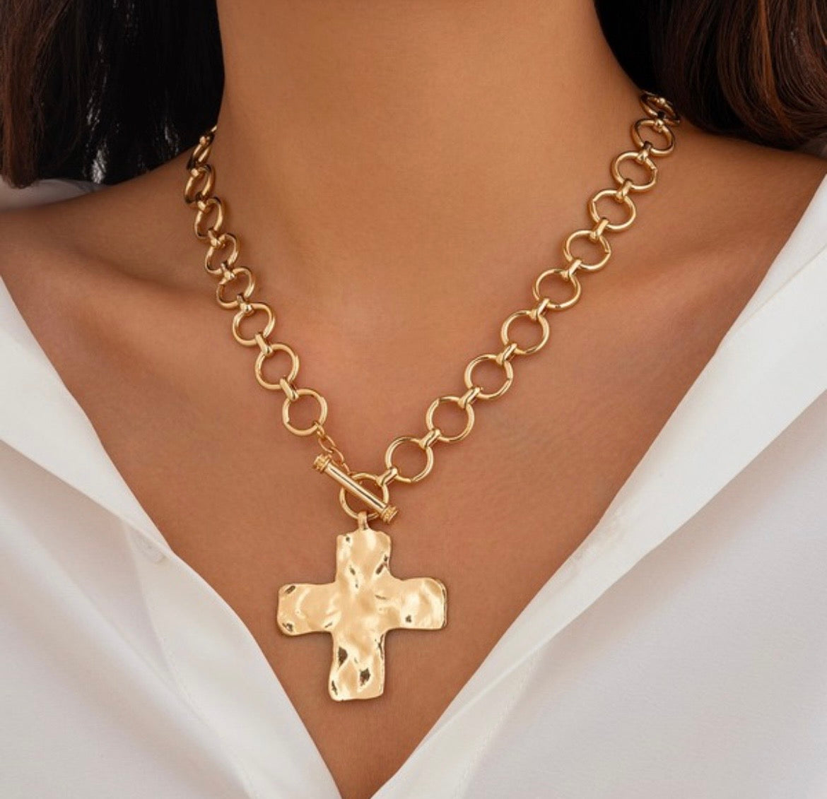 Notable Hammered Cross Front Toggle Necklace