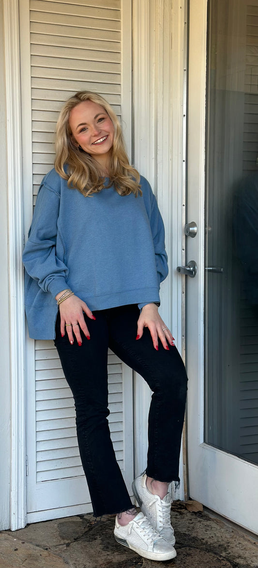Oversize Detail Cut Sweatshirt